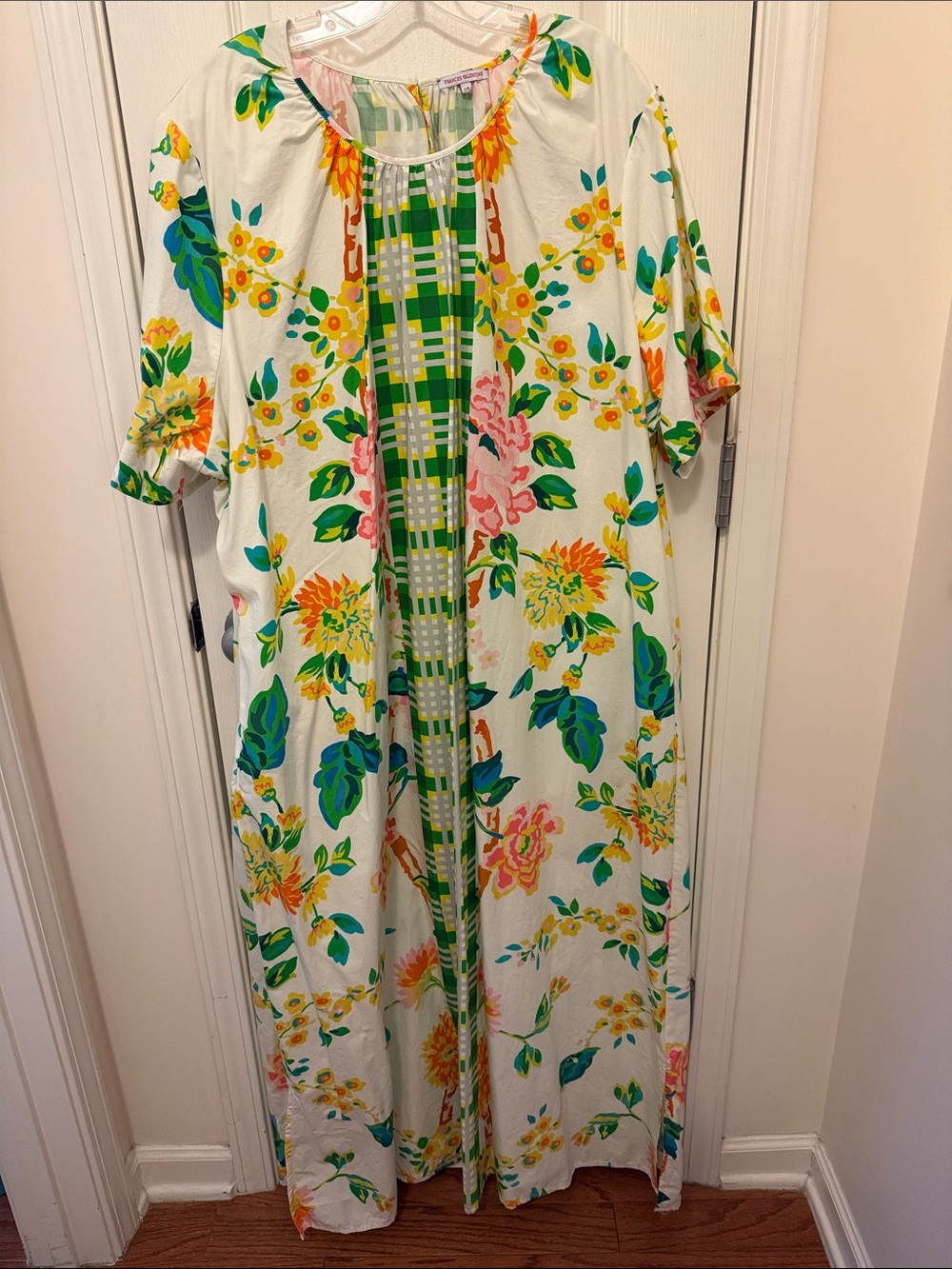 Frances Valentine White maxi Dress with Green and Yellow Print - Size 24